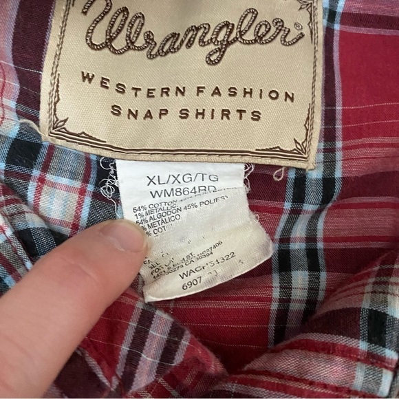 Wrangler western snap short sleeve red shirt size medium - Picture 4 of 5